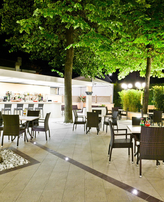 Hotel Belsoggiorno - Giardino e American Bar